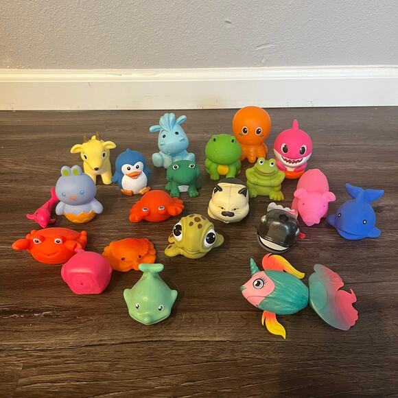 Baby Bath Toy Squirters - Picture 2 of 5